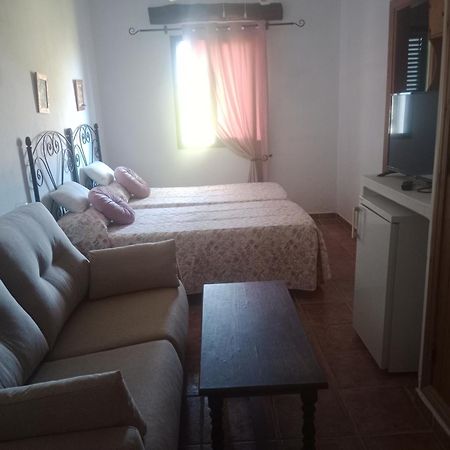 مْبيخير ذي لا فرونتيرا Casa Rural El Cubillo المظهر الخارجي الصورة